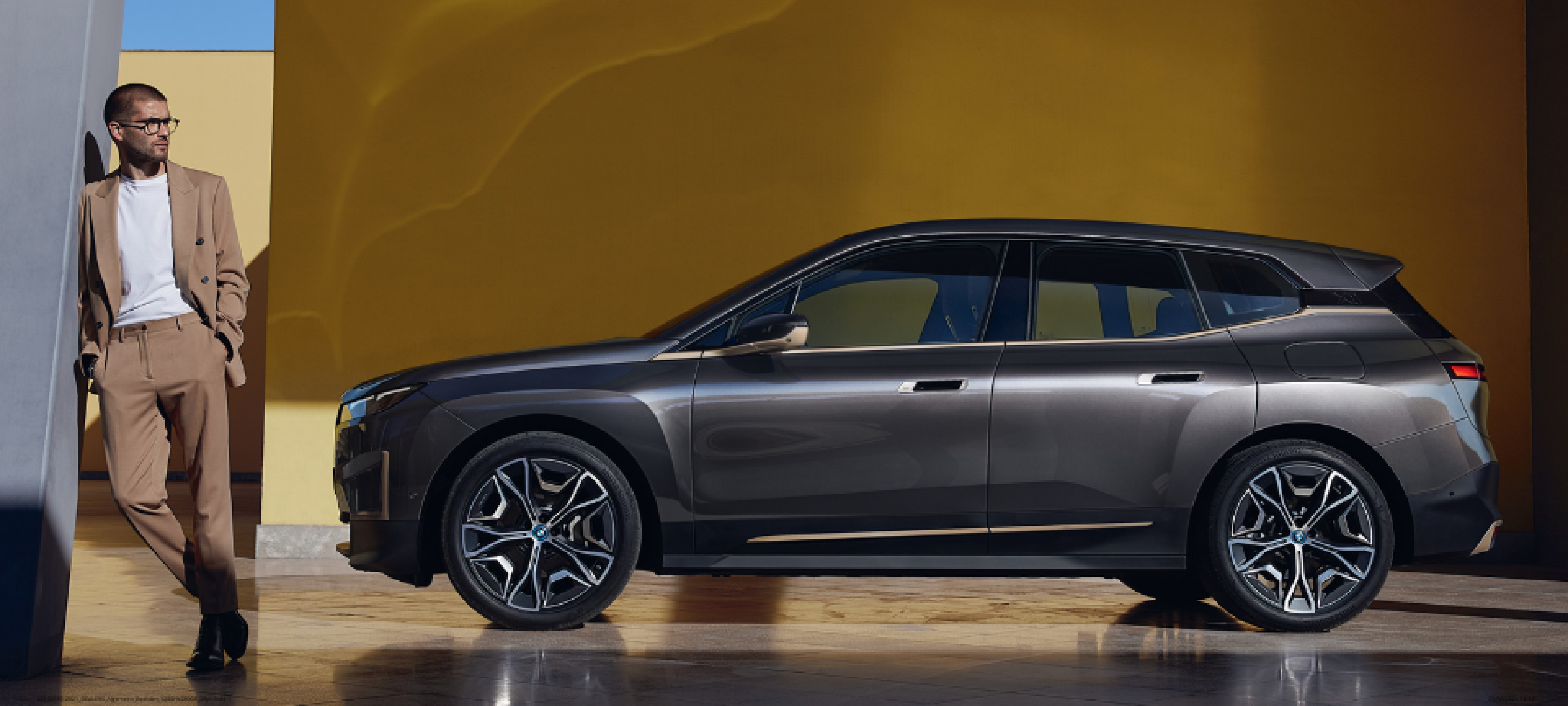Waarom nu uw nieuwe elektrische BMW of MINI bestellen?